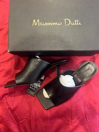 Sandalias tacón Massimo Dutti negras
