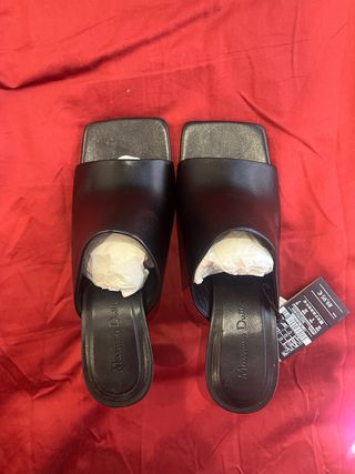 Sandalias tacón Massimo Dutti negras