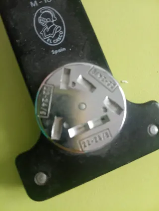 Grapadora antigua cromada marca el casco