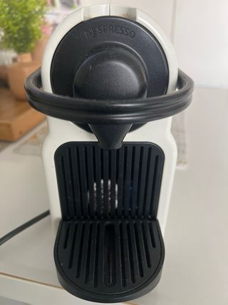 Cafetera Krups Nespresso Blanca