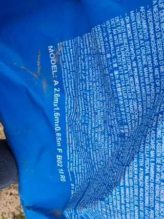 Piscina desmontable azul y blanca