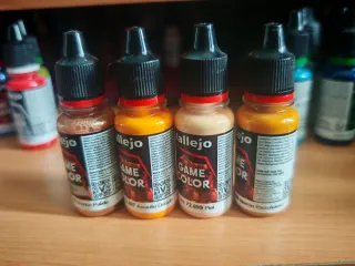 Botes Pintura Vallejo Game Air y Gamer. Color