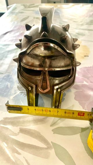 Casco de gladiador