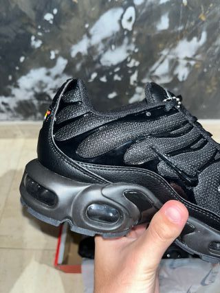 Nike Air TN Negras Talla 45