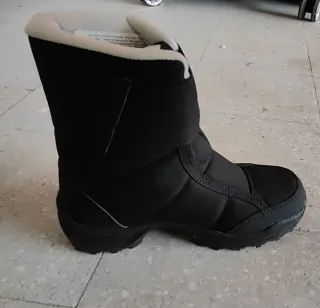 Scarponcini neve Quechua n 30 usati solo una volta