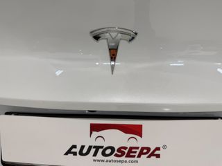 Tesla Model Y Gran Autonomía 4WD