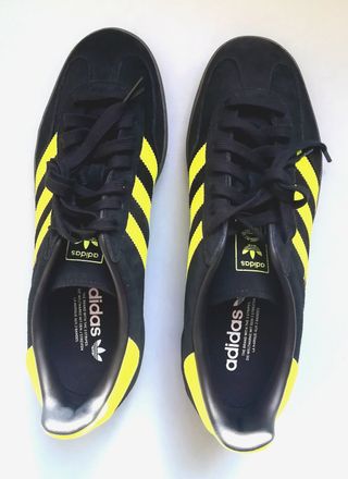 Adidas Gazelle Negras y Amarillas