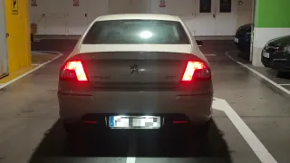Peugeot 407