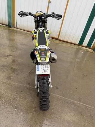 Husqvarna Fe 250 i 2022 enduro