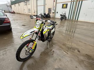 Husqvarna Fe 250 i 2022 enduro