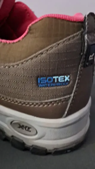 Zapatillas Regatta Geotrack Marrón/Rosa