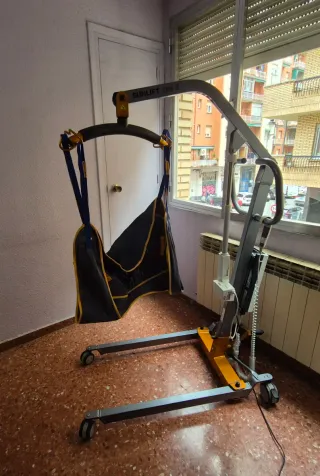 Grúa para ancianos o movilidad reducida.