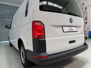 Volkswagen Transporter Furgón Largo TA 2.0 TDI 110