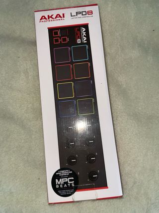 Akai LPD8 Controlador Pad DJ