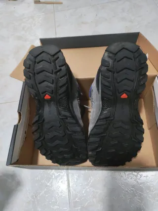 Zapatillas Salomon Montaña Talla 37