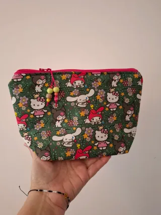 Neceser Kawaii Hello Kitty y amigos