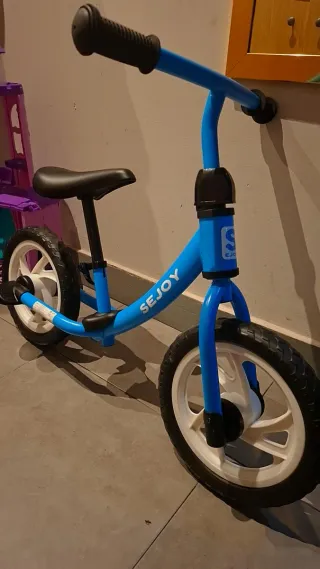 Bicicleta de equilibrio SEJOY azul