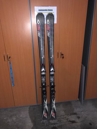 Esquís Volkl Unlimited RC30 163cm Negros