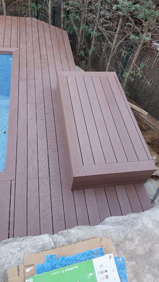 Colocación de tarimas de exteriores