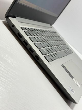Lenovo IdeaPad 3 i5-10th / 4Gb / 120Gb