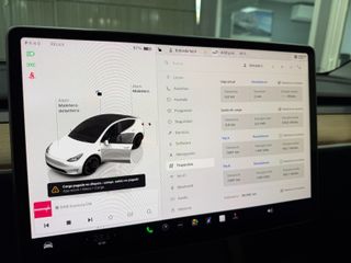 Tesla Model Y Performance 4WD