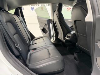 Tesla Model Y Performance 4WD