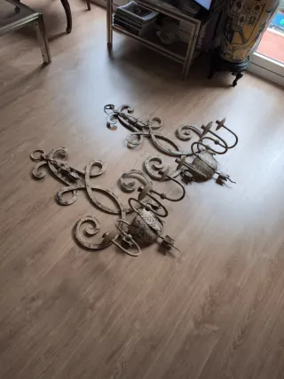 Grandes candelabros de pared