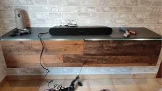 Mueble TV madera y cristal