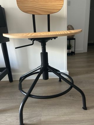 Mesa extensible + taburete regulable