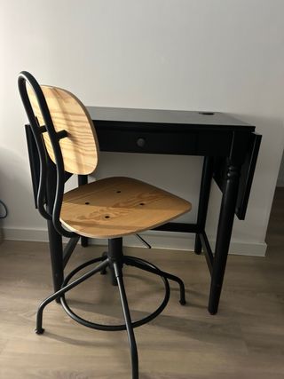 Mesa extensible + taburete regulable