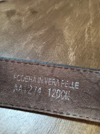 Cintura in pelle grigia