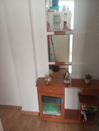 Mueble recibidor madera