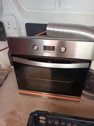 Forno elettrico argentato Teka