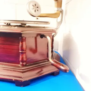 Gramófono Master Voice Antiguo