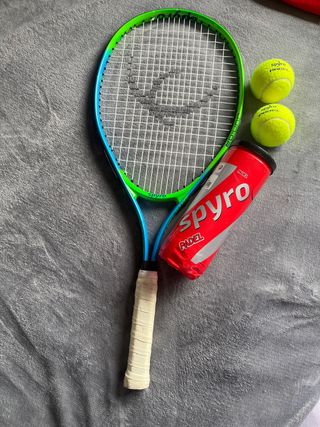 Raqueta Spyro Padel + 2 Bolas