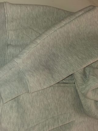 Sudadera Zara gris básica para niños