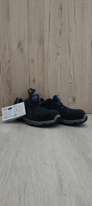 Scarpe antinfortunistiche APT Cofra Numero 40