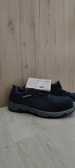 Scarpe antinfortunistiche APT Cofra Numero 40