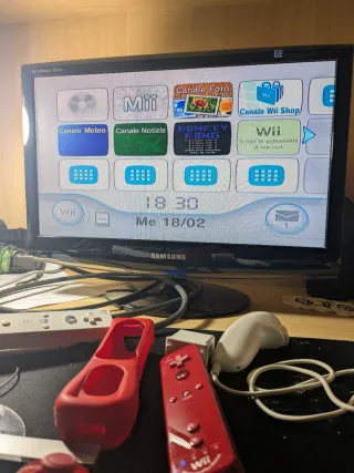 Nintendo Wii Edizione Limitata Rossa + Giochi