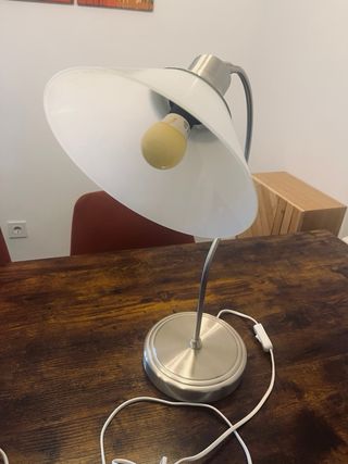 2 Lámparas de Mesa IKEA Plata y Blanca