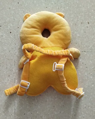 Mochila protectora cabeza bebé tigre