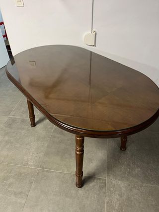 Mesa de salón convertible a camilla