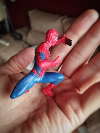 Figura Spiderman Selfie autoretrato con móvil