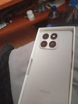 2 móviles: Redmi y Honor nuevo