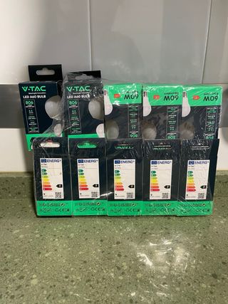 Lote 10 Bombillas LED V-TAC A60 806 Lúmenes