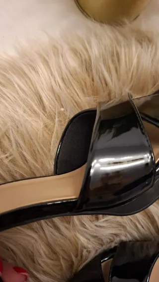 Zapatos Clarks charol negros