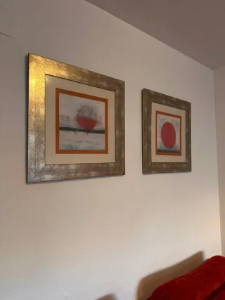 Cuadros decorativos dorados y rojos