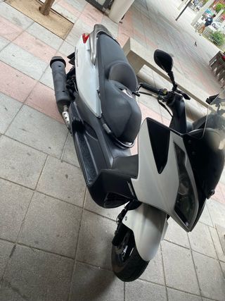 Kymco Super Dink 300i ABS