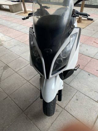 Kymco Super Dink 300i ABS