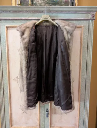 Pelliccia vintage beige